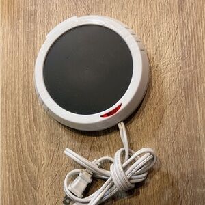 White and Black Electric Candle Warmer with Indicator Light